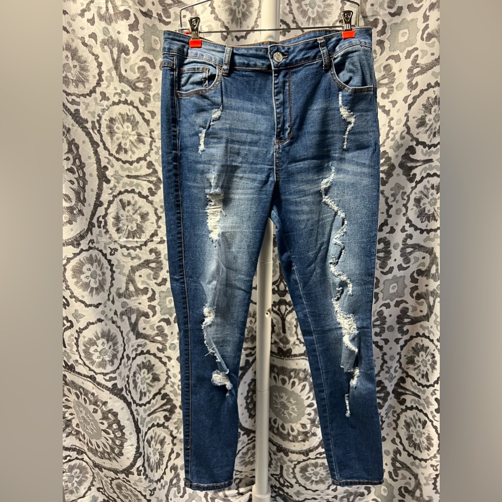 Distressed Skinnies